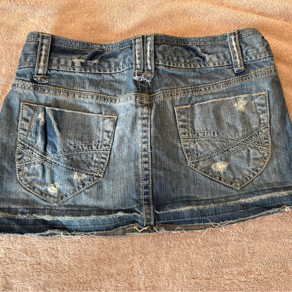 VINTAGE Aéropostale Y2K Distressed Denim mini skirt-size 4 - Picture 7 of 7